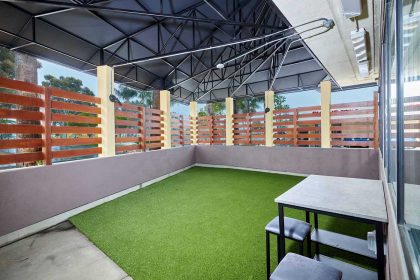 Lounge area at national veterinary associates