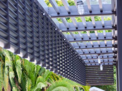 An iron installation for a ceiling lights